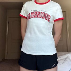University of Cambridge t shirt, size/S, colors red, white, and black